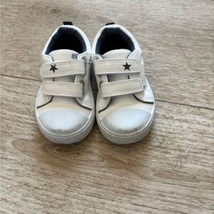 White toddler shoes